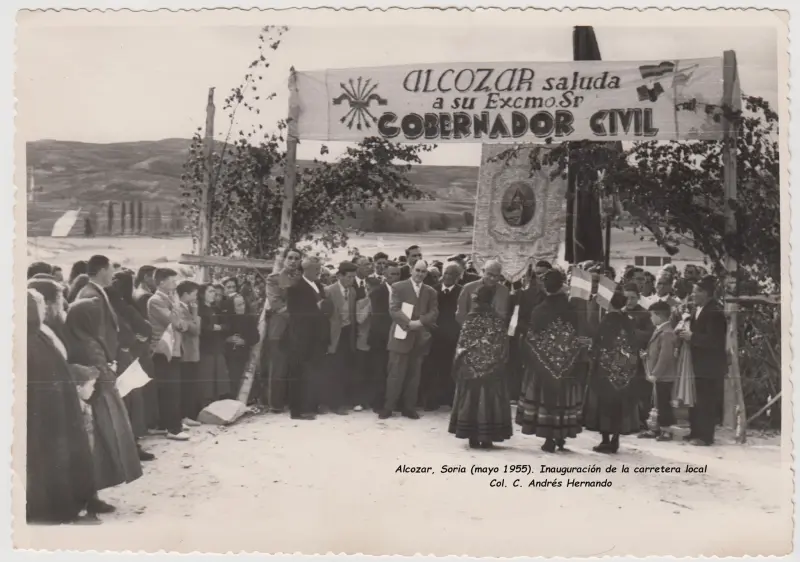 Inauguración carretera local.