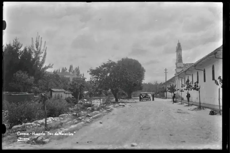 Av. Tres de Noviembre