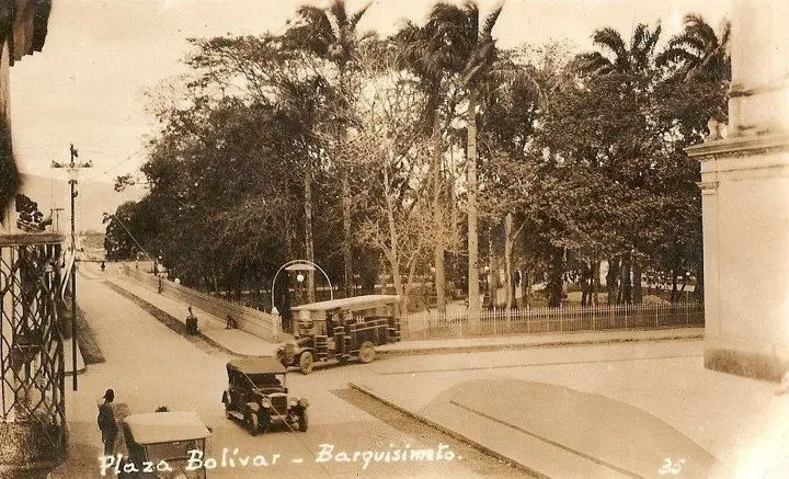 Plaza Bolivar 