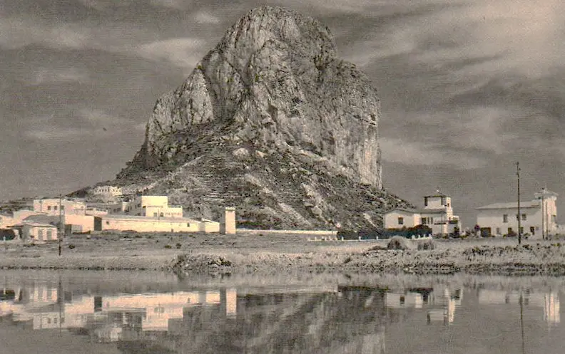 Salinas y Peñón de Ifach.