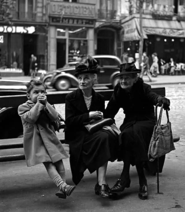 Esperando el autobús