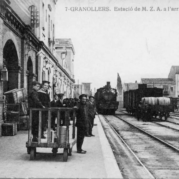 Antiga estació del tren MZA.