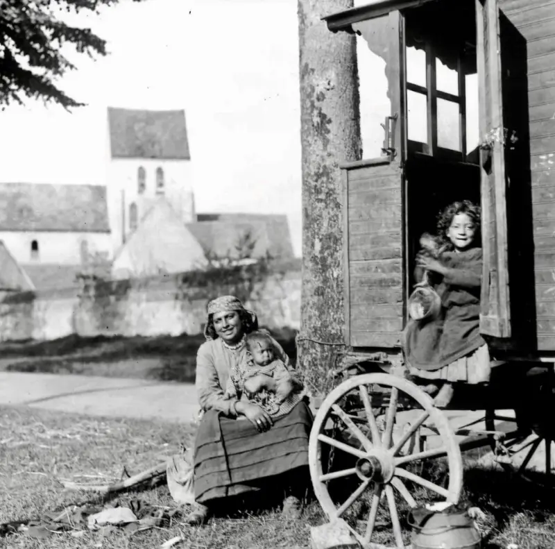 Campamento de familias viajeras.