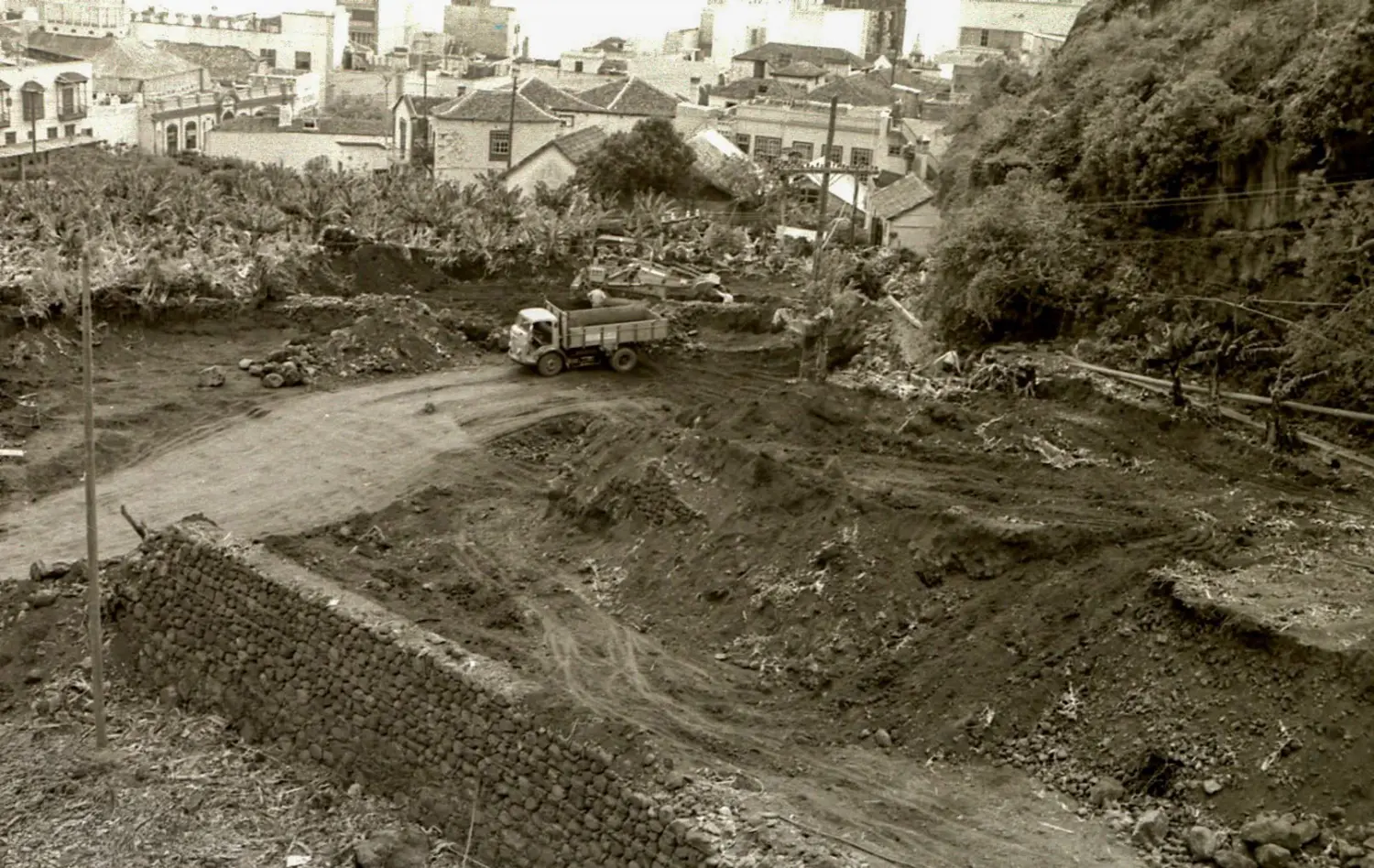 Comienzo obras edificio Cabezola 
