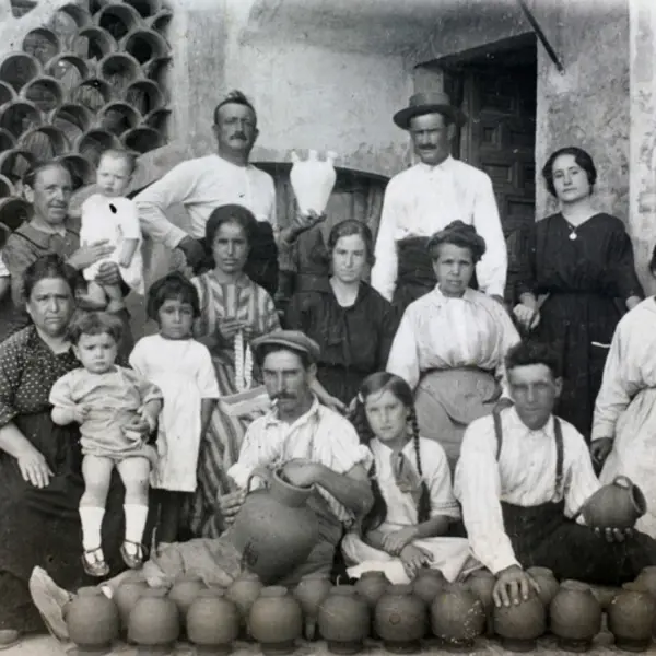 Familia de alfareros 