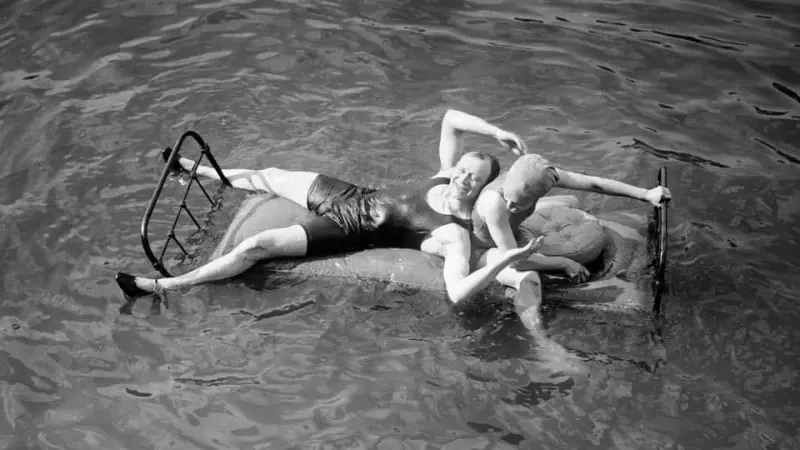 Cama flotante por el Sena