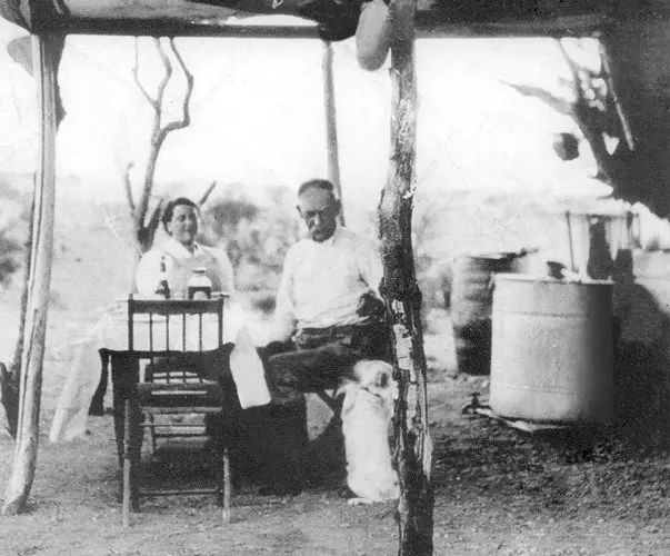 Wyatt and Josephine Earp in their mining camp