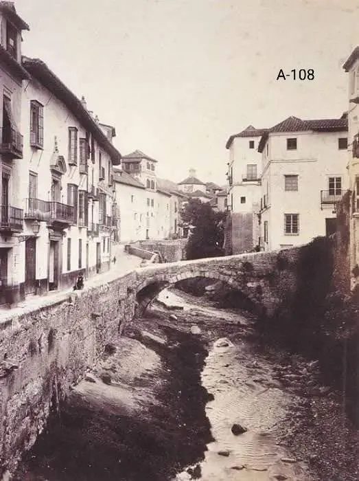 Carrera del Río Darro.