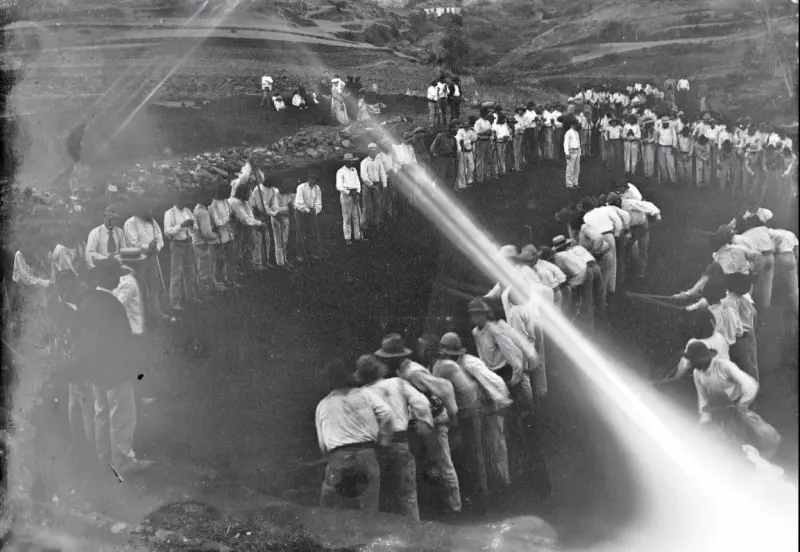 Trabajando en el nuevo cementerio de Puntallana 3