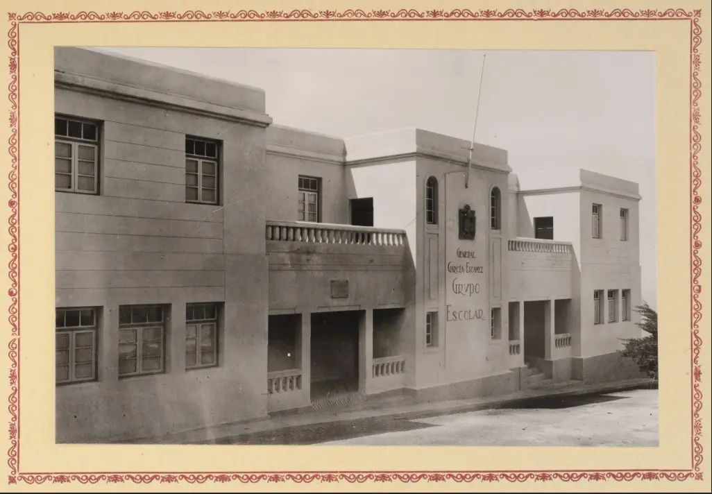 Terminación obras grupo escolar Las Indias