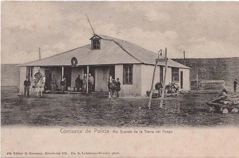 Comisaría de policía