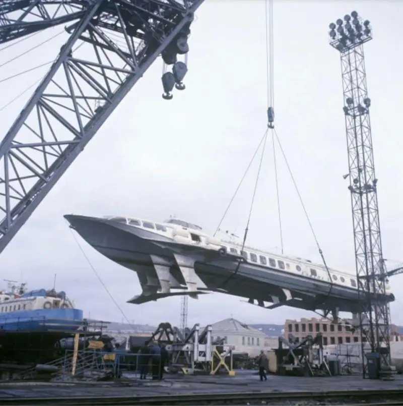 Surveying an Underwater Hull