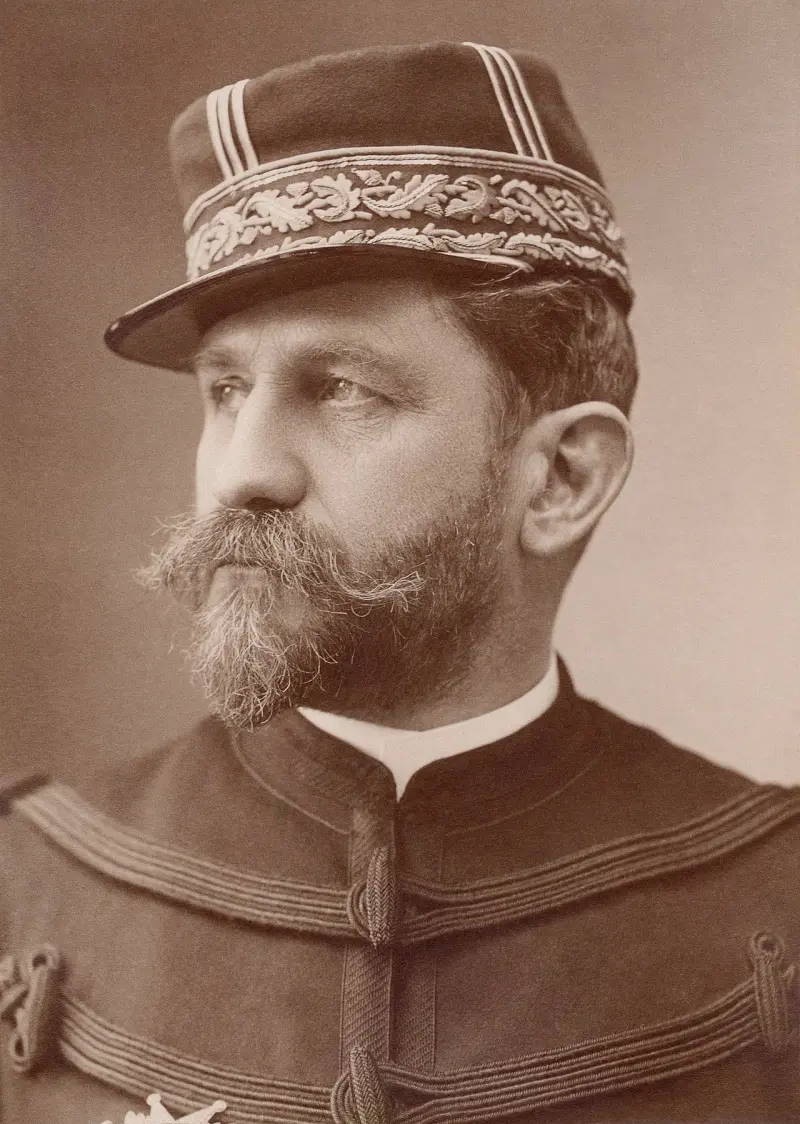 General Georges Ernest Boulanger by Atelier Nadar