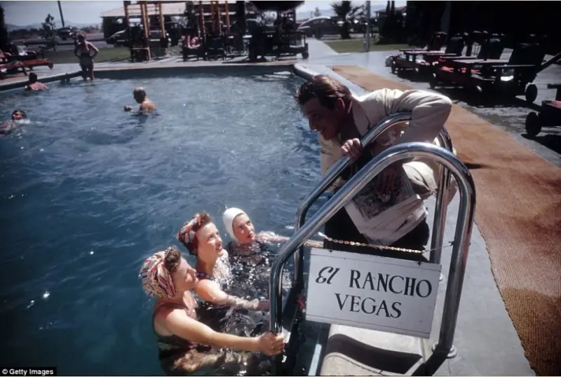 POOL OF El Rancho Vegas hotel and casino