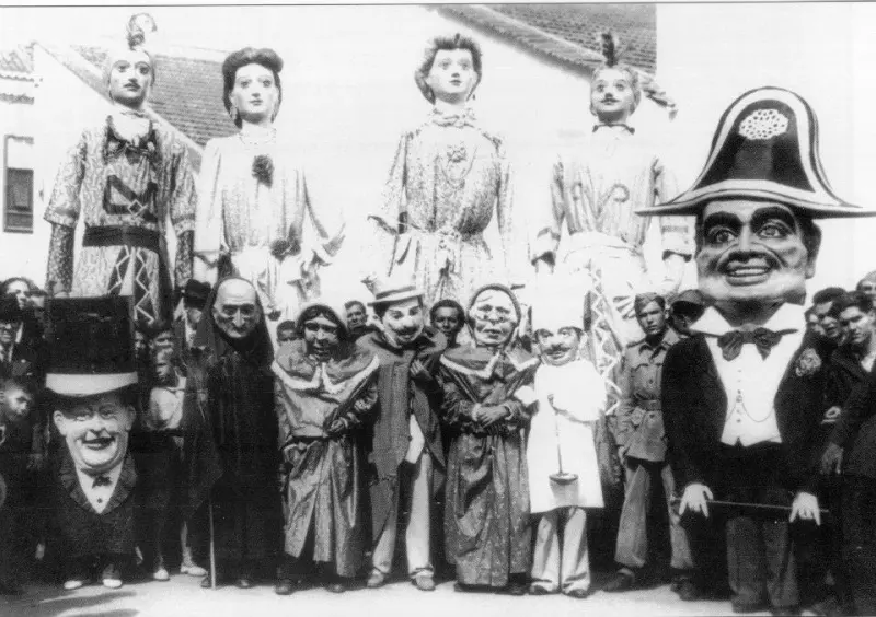 Bajada de La Virgen - Plaza de La Yenca.