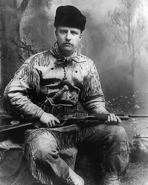 Theodore Roosevelt as Badlands hunter. New York studio photo.