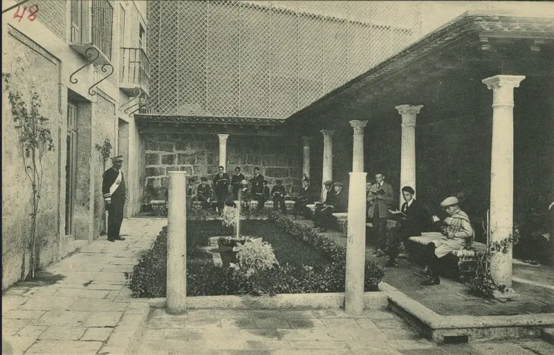 Pórtico de la Casa Cervantes