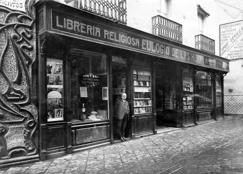 Librería én la calle Sierpes