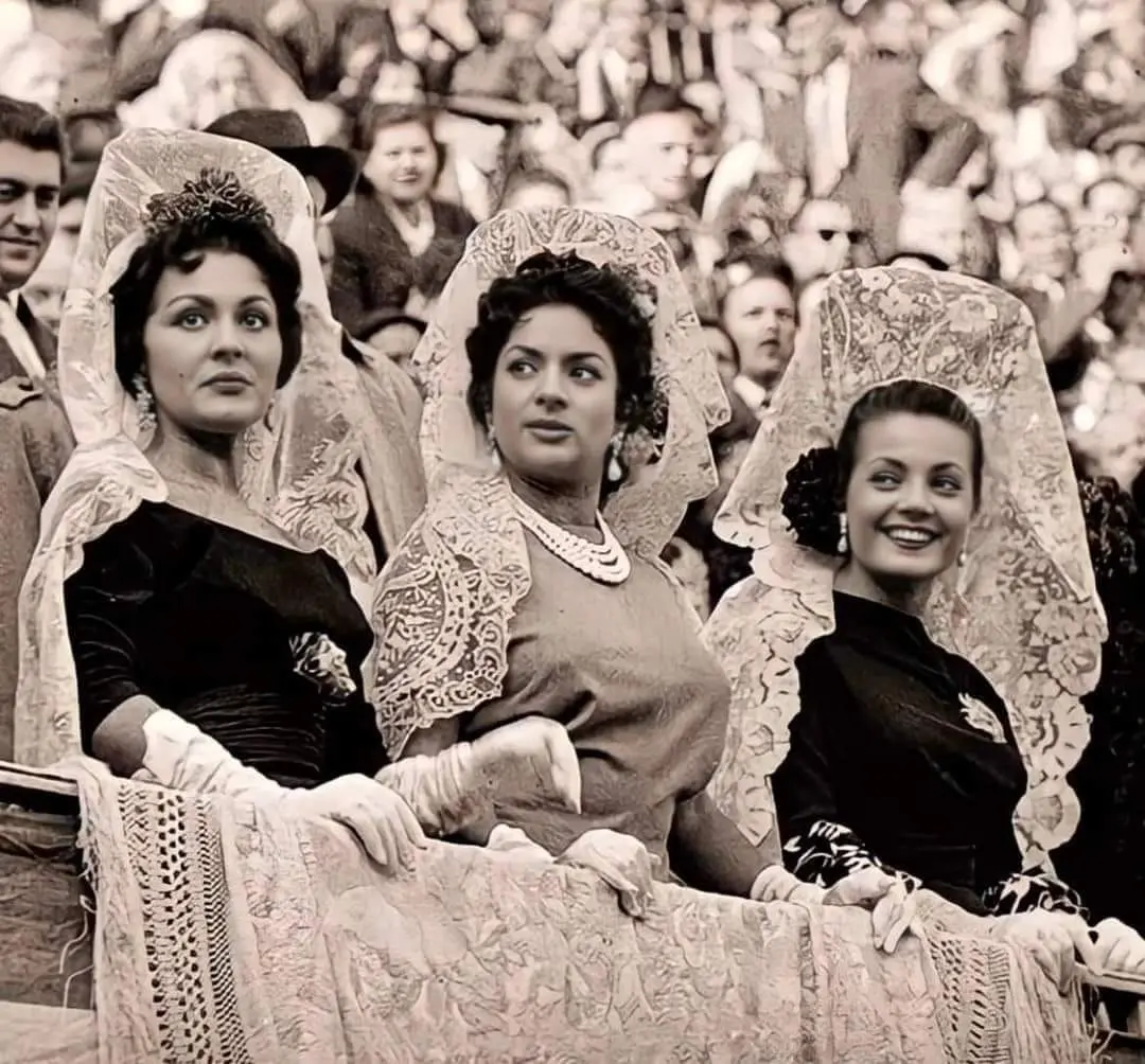 Paquita Rico, Lola Flores y Carmen Sevilla 