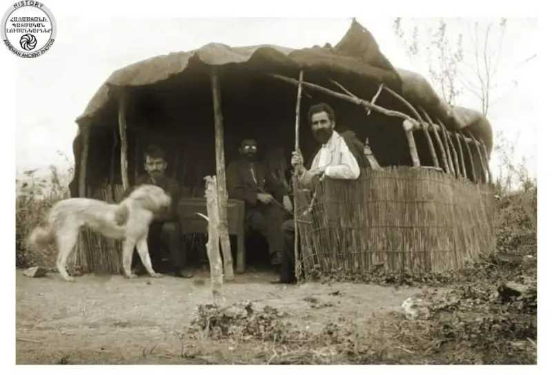 Hovhannes Tumanyan, Derenik Demirchyan, Levon Shant.