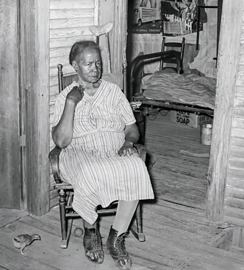 Mother of agricultural day laborer