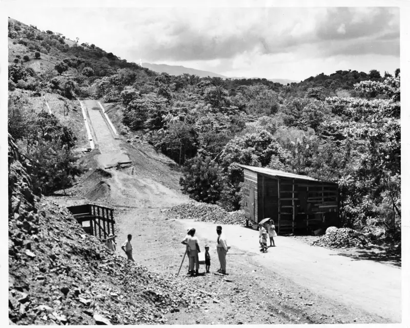 Parte de la carretera en construcción