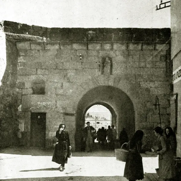 Puerta del Conde.