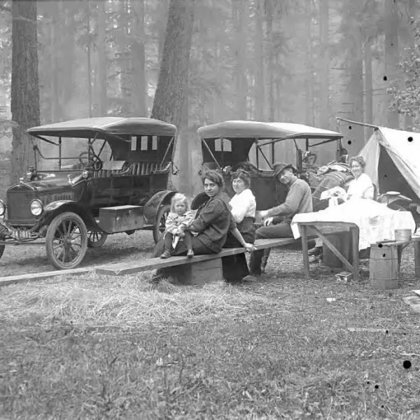 A family auto campin