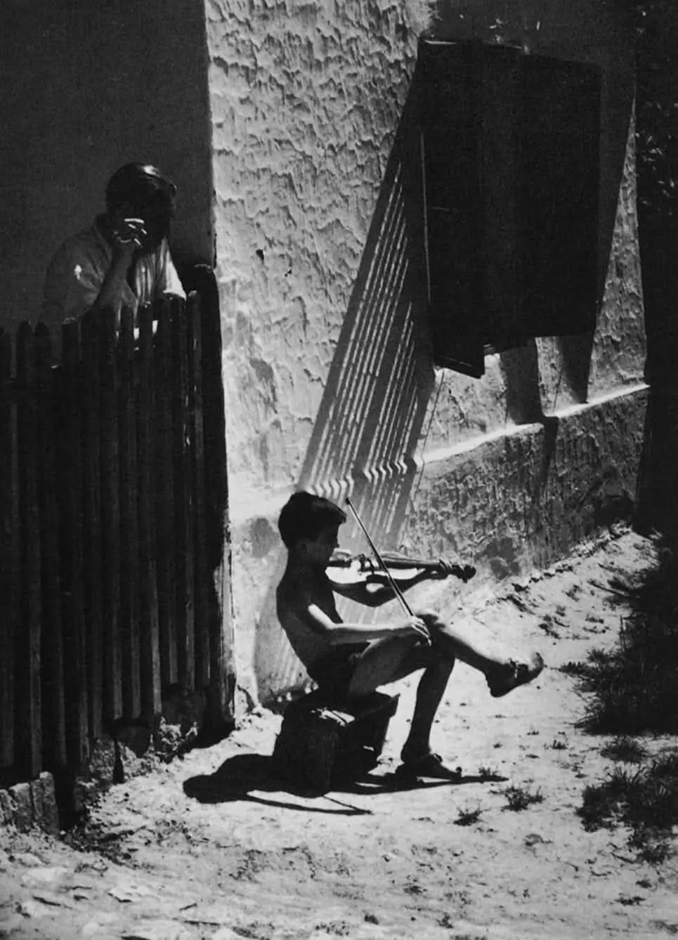 A boy playing violin