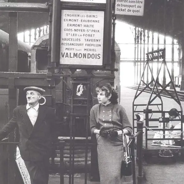 Waiting for the train 