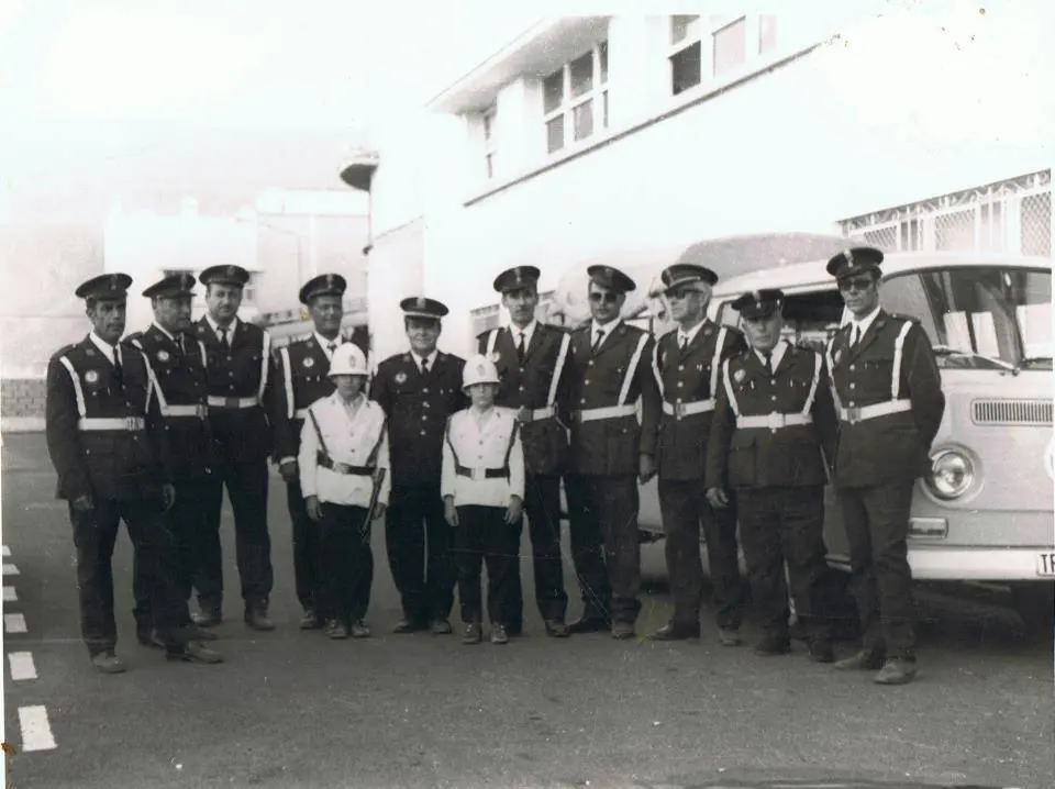Niños policía - Bajada de La Virgen.