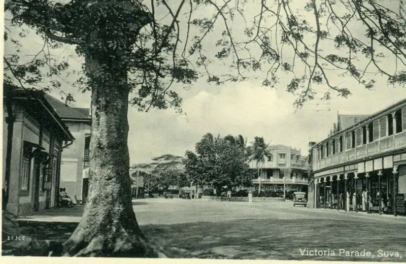VICTORIA PARADE