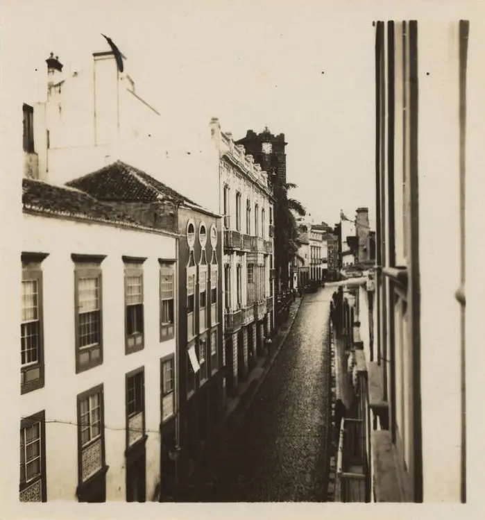 Calle Real.