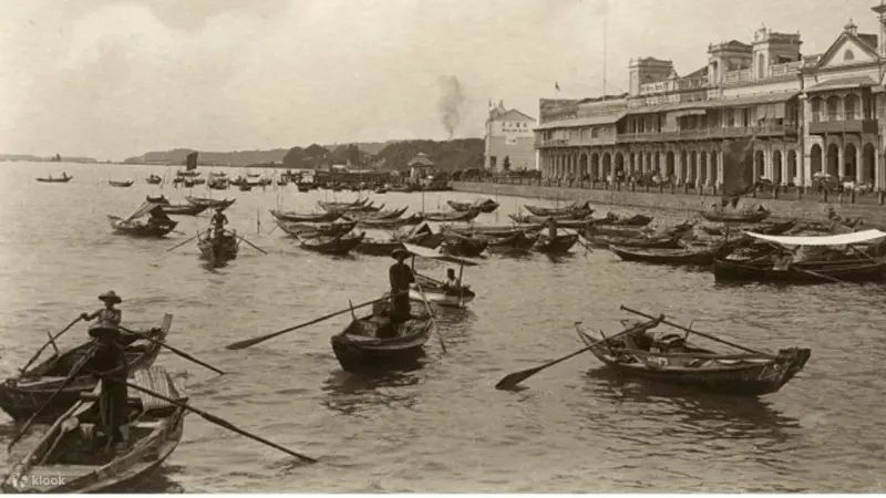 Sakhalin convicts in the port of Singapore