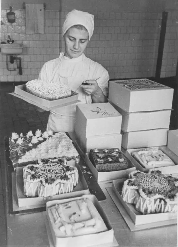 A new biscuit shop has been opened at the Cherepovets Bakery