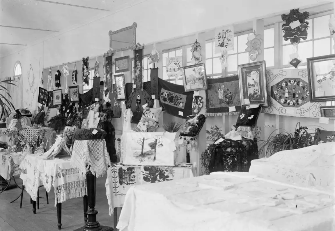 Exposición de bordados - Bajada de La Virgen 
