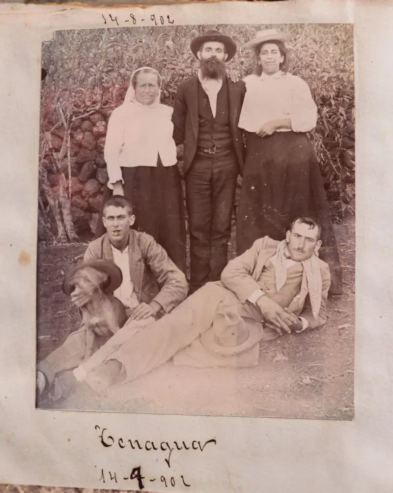 Grupo de personas en Tenagua