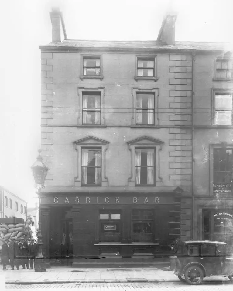 The Garrick Bar