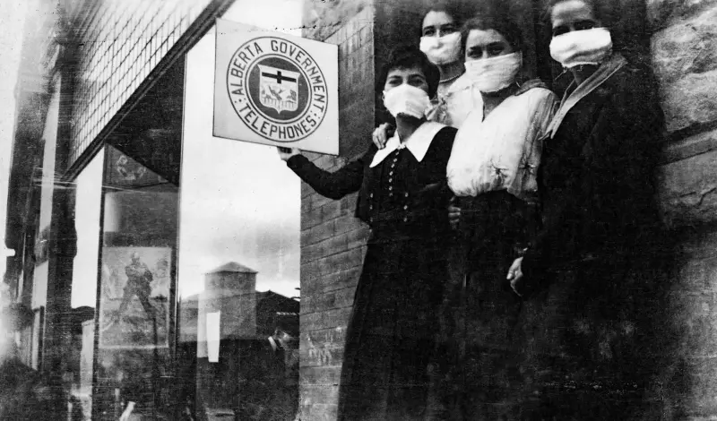 Telephone operators during the Spanish flu pandemic