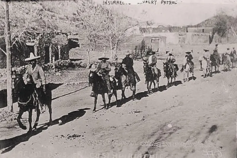 Paso de tropas Revolucionarias 