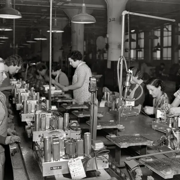 Five-tube chassis assembly line