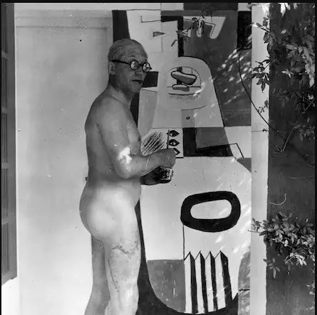 Le Corbusier painting in the nude at Eileen Gray’s Villa E-1027