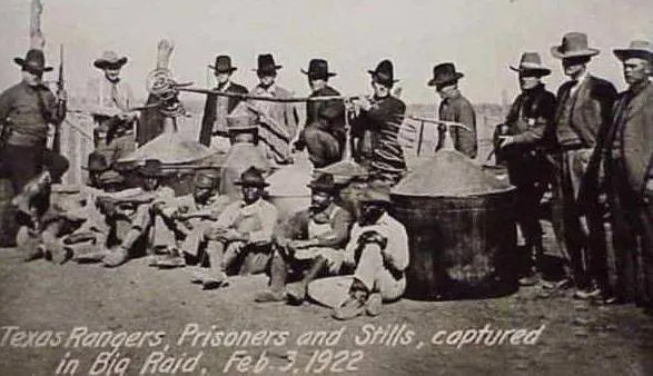 Texas Rangers, Prisoners and Stills