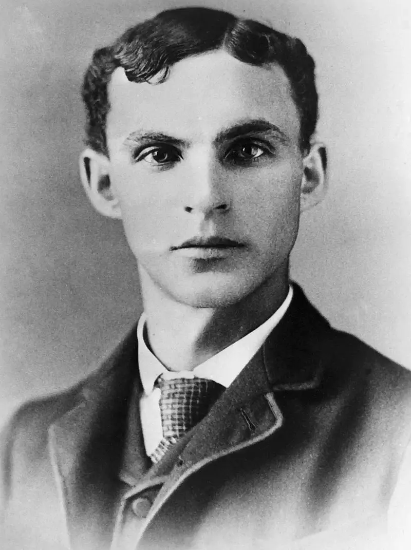 Henry Ford 25 years old