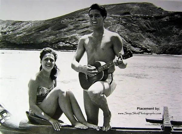 Elvis Presley & Joan Blackman