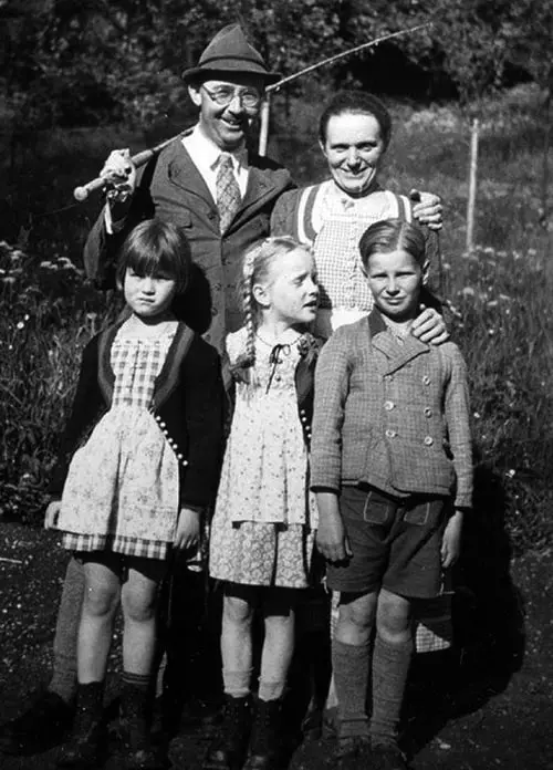 Himmler with his family