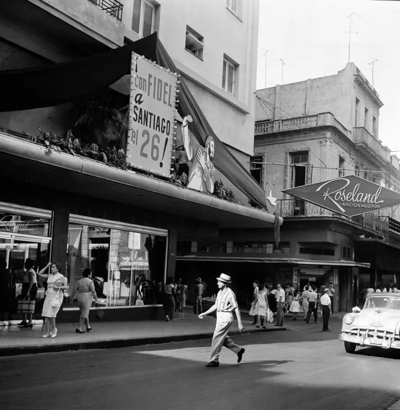 Propaganda y decoraciones revolucionarias
