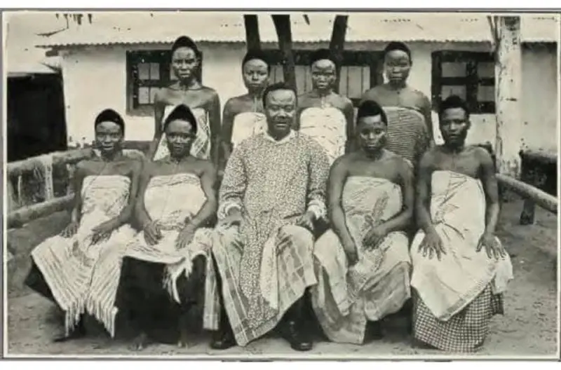 Bonny Chief and His Wives