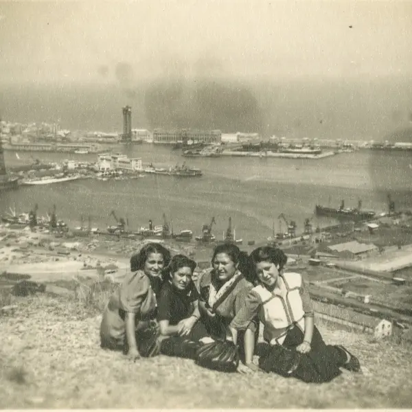 Mare i filles.