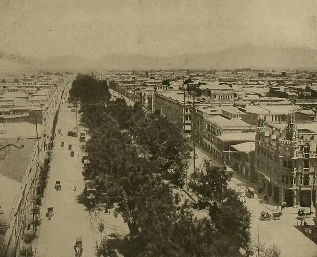 Vista de Santiago desde la torre de San Francisco